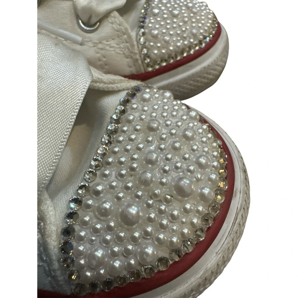 Converse White Customized Bling Pearl Embellished Size 10 Child‎ Sneaker